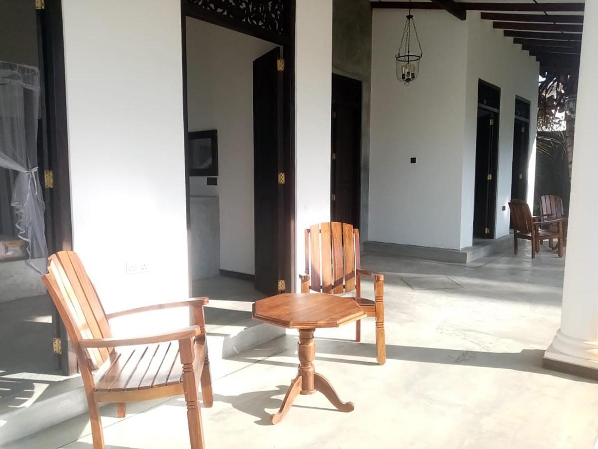 Villa Conch By Om Hikkaduwa Exterior foto